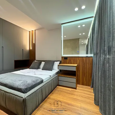 The Modernist New Bazaar * ティラナ