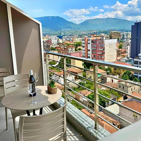 The Modernist New Bazaar Lejlighed Tirana